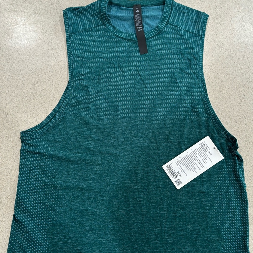 Lululemon Metal vent tech sleeveless